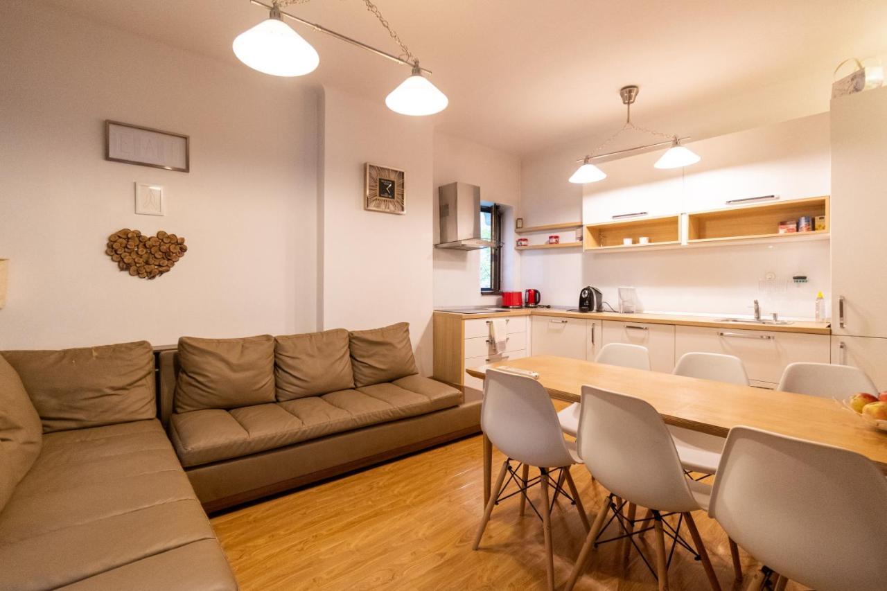 Ardor Apt - Bright And Secluded Apartment In The Heart Of Old Town Μπρασόβ Εξωτερικό φωτογραφία