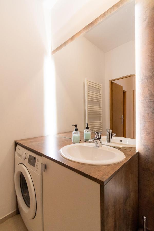 Ardor Apt - Bright And Secluded Apartment In The Heart Of Old Town Μπρασόβ Εξωτερικό φωτογραφία