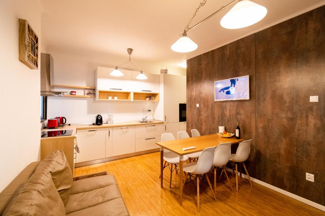 Ardor Apt - Bright And Secluded Apartment In The Heart Of Old Town Μπρασόβ Εξωτερικό φωτογραφία
