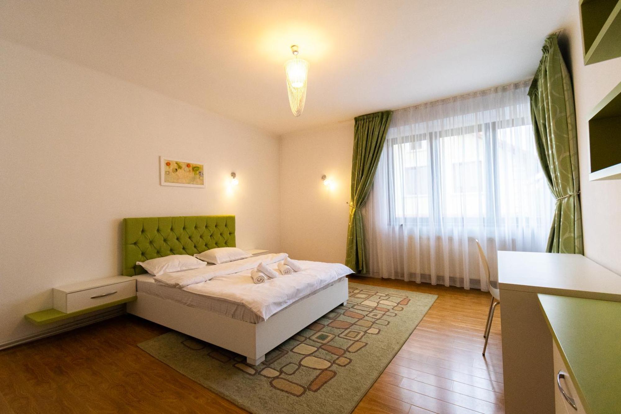 Ardor Apt - Bright And Secluded Apartment In The Heart Of Old Town Μπρασόβ Εξωτερικό φωτογραφία